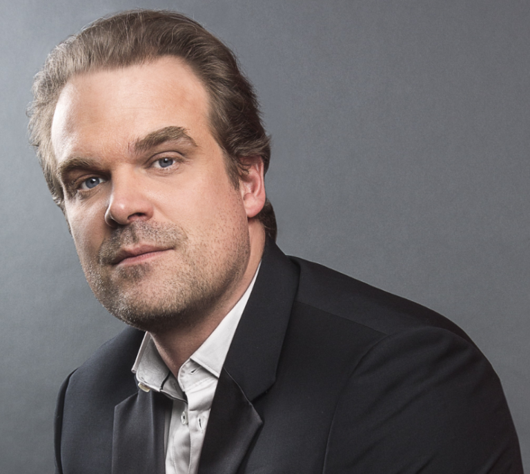 DavidHarbour2022
